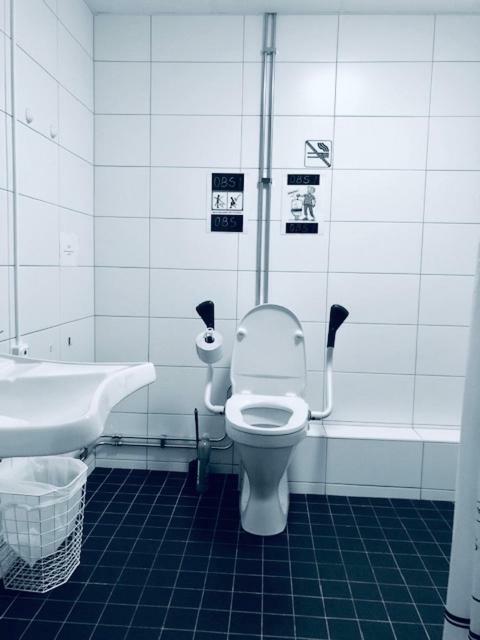 Golden Hostel Jarfalla Eksteriør bilde